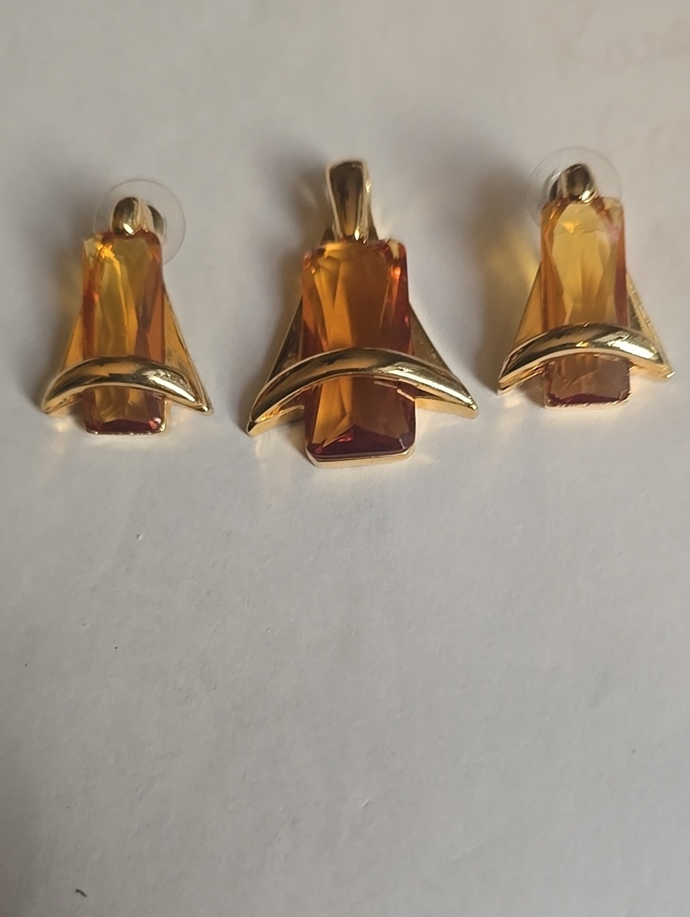 Premier Designs Gold-Tone Amber Crystal Pendant & Studs Set